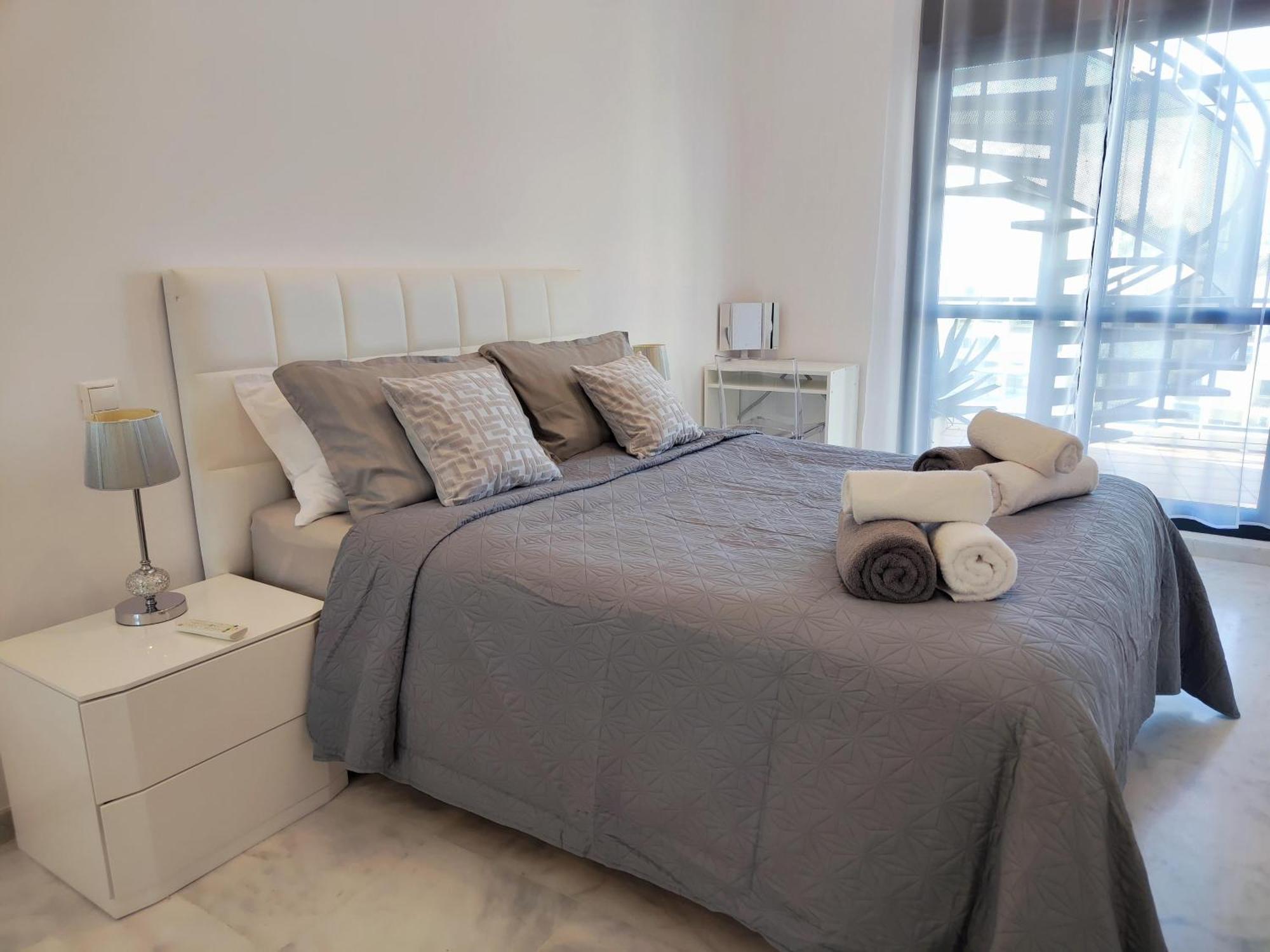 Luxury Duplex Infinity Pool Ehhouse Leilighet Estepona Eksteriør bilde
